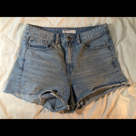 Denim Mom Jean Shorts - Picture 2 of 3